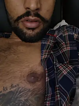 jackie22121 Show Webcam