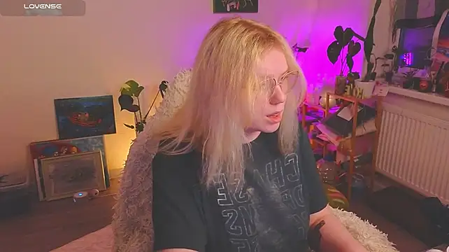 Živý XXX chat LunnaTick