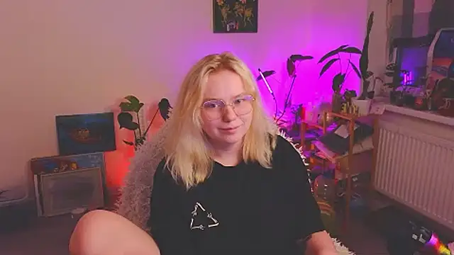LunnaTick Live XXX-Chat