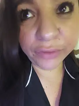 دردشة Dalila_Cobain الجنسية المباشرة