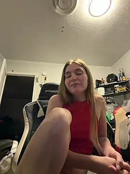 MisCheeks69 Webcam Show