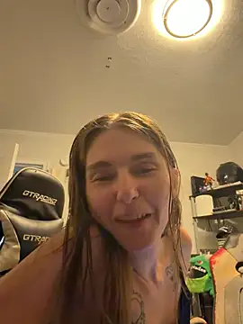 MisCheeks69 Show in webcam