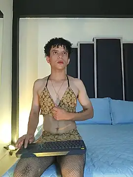 Danteluxx_ Show Webcam