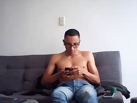 הופעת וובקאם של SamandNicolas