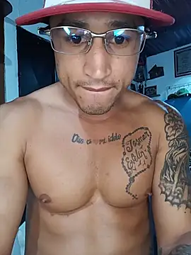 Fitneehot Show in webcam