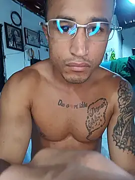 Fitneehot Show in webcam
