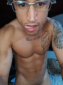 Fitneehotn Webbikameraesitys