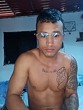 Fitneehot – webcam-show