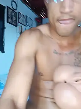 Fitneehot Webcamshow