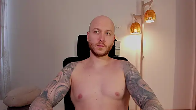 AdamMeyer_10 Show in webcam