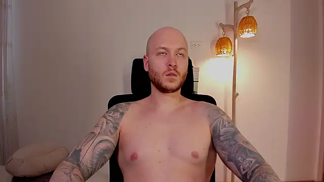 AdamMeyer_10 Webcam-Show