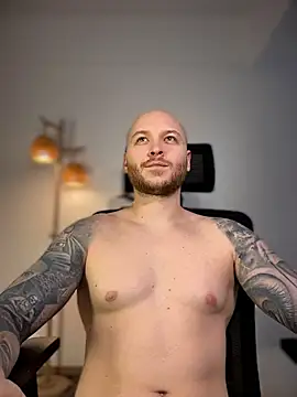 AdamMeyer_10 Show in webcam