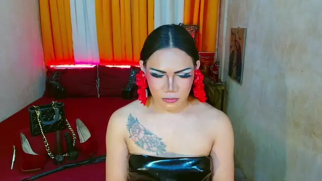 AsianLuna Webcamshow