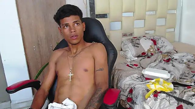 two_hearts_'s Webcam Show
