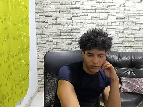 jean_shark Webcam Show