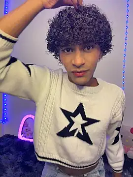 Evans_Femb's Webcam Show