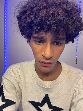 Evans_Femb Webcam-Show