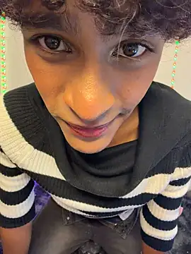 Evans_Fembn Webbikameraesitys