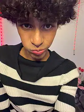 Evans_Femb Webcam-Show