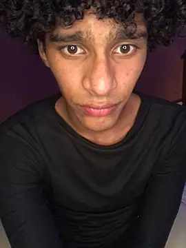 عرض كام Evans_Femb