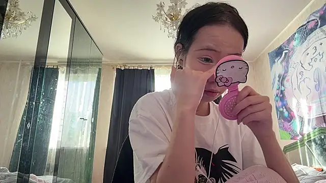 Živý XXX chat DelorasHemp