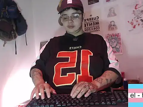 Barkleyscorpion webcam show