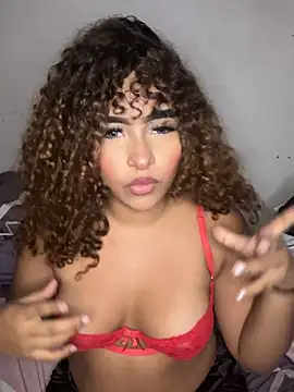 Chat +18 de Alexxxa_07 ao vivo