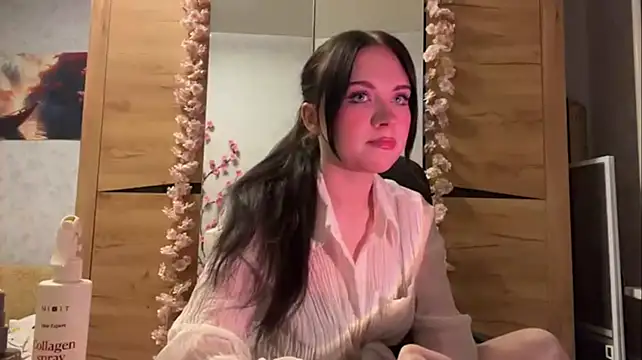 Show modela DagmarGrivas na web-kameri