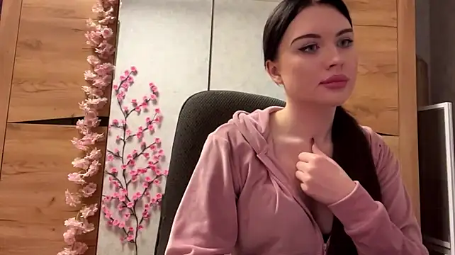Pertunjukan Kamera Web DagmarGrivas