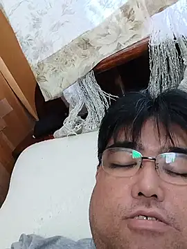 ADktxneのウェブカメラショー