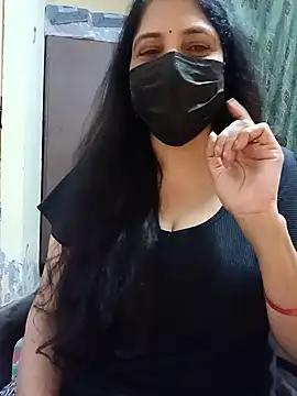 הופעת וובקאם של nupur_nyl