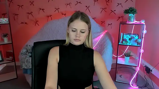 LanaWey Webcam show
