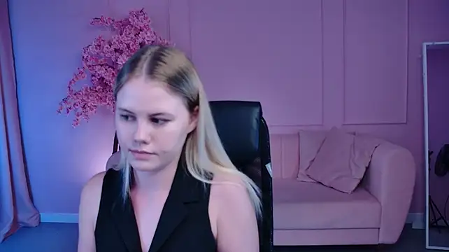 LanaWey Webcam show