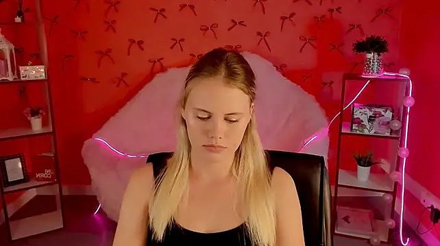 XXX chat uživo modela LanaWey