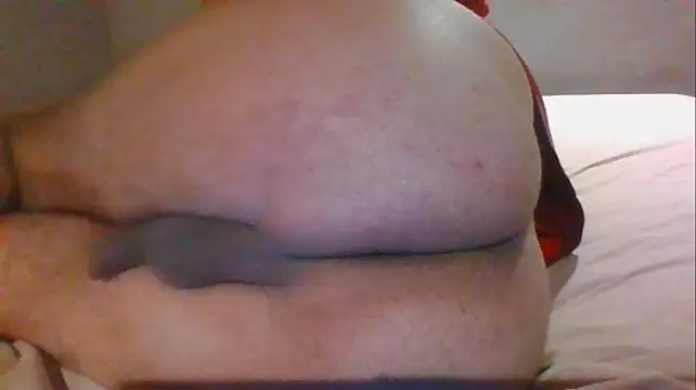 Pokazy przed kamerką – big_ass_small_penis