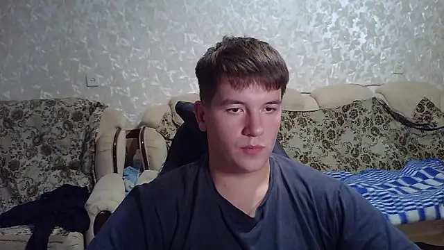 Pokazy przed kamerką – adam_jknight