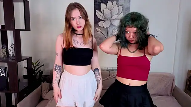 Show modela KeriArds na web-kameri