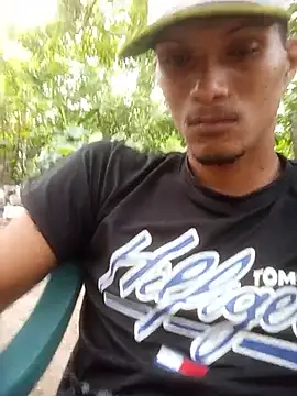 muruganlatino's Webcam Show