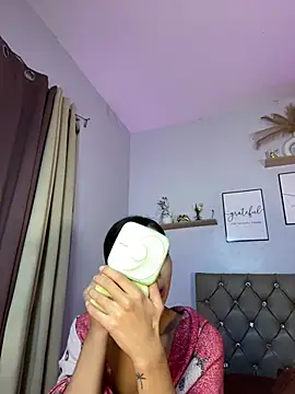 MiaraLove Webcam Show