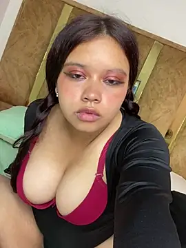 Chatroom XXX en direct de samantha_bigtits