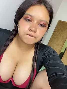 samantha_bigtits: απευθείας συνομιλία ΧΧΧ