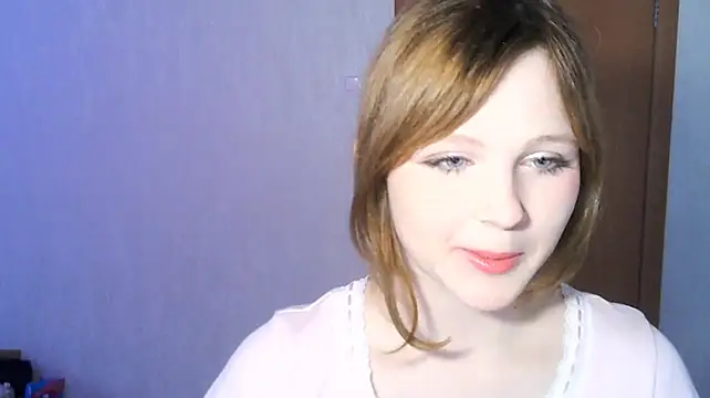 Hieveryonemi's Live XXX Chat