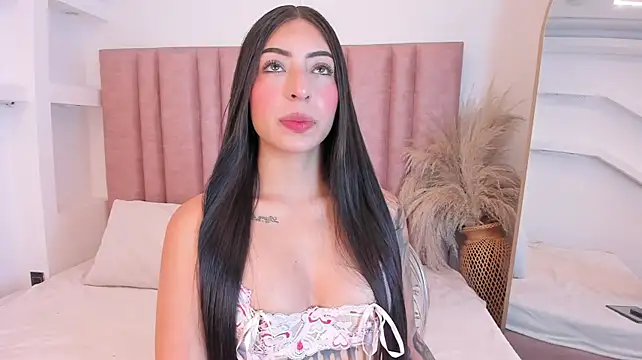 clara_jones_ Webcamshow