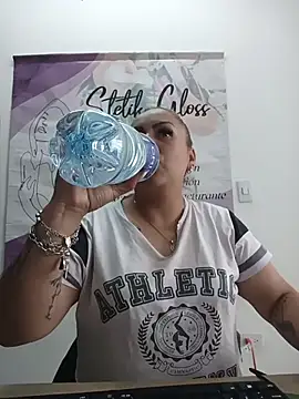 -Zoe-1 Live XXX-chat