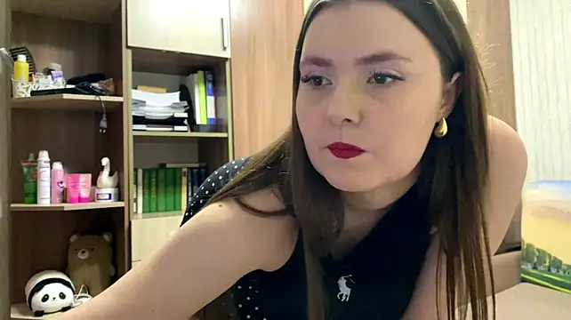 Shinylvy – webcam-show