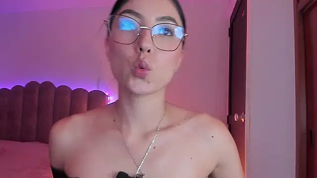 Sally_Sins Chat XXX in diretta