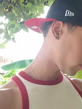Dennis_Lupers Pertunjukan Webcam