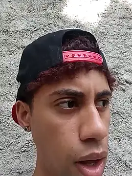 Dennis_Lupers Chat XXX in diretta
