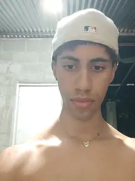 Dennis_Lupers Show in webcam