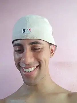 Dennis_Lupers Pertunjukan Webcam